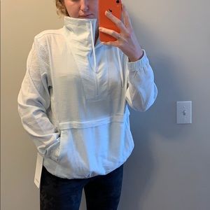Lulu lemon pack light pullover